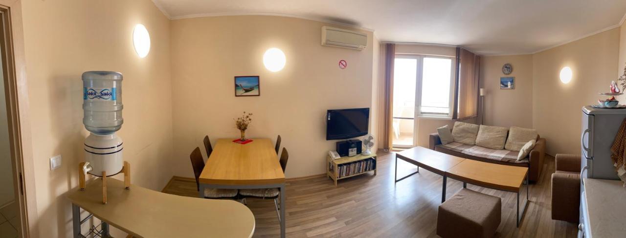 First Line Apartment At Obzor Exterior foto