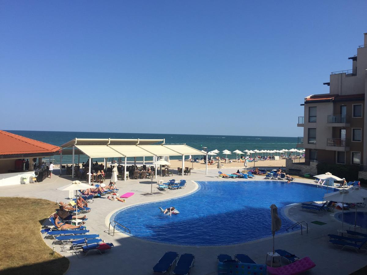 First Line Apartment At Obzor Exterior foto
